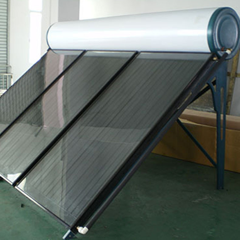 Integrovaný energeticky úsporný solárny kolektor rezidenčnej vily solárny ohrievač vody